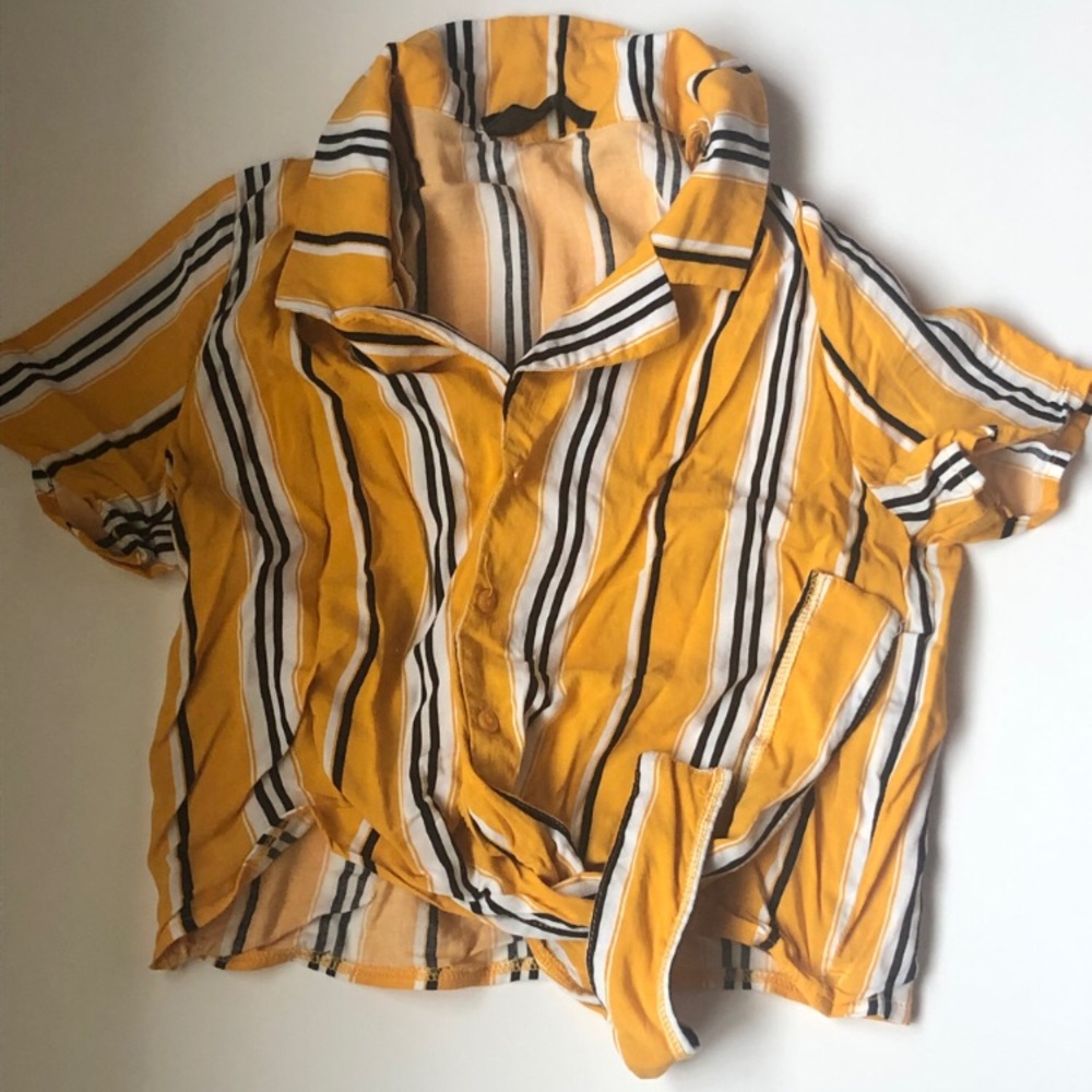 Button up black, yellow and white striped top!!✨
